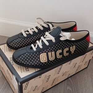 GUCCI SNEAKERS